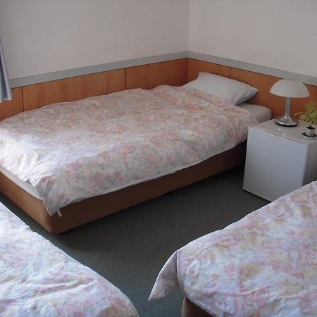 Guest House Ishitatu Shimoda  Buitenkant foto