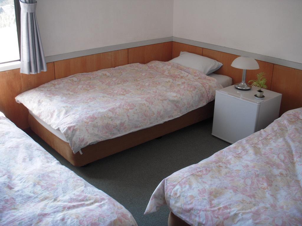 Guest House Ishitatu Shimoda  Buitenkant foto